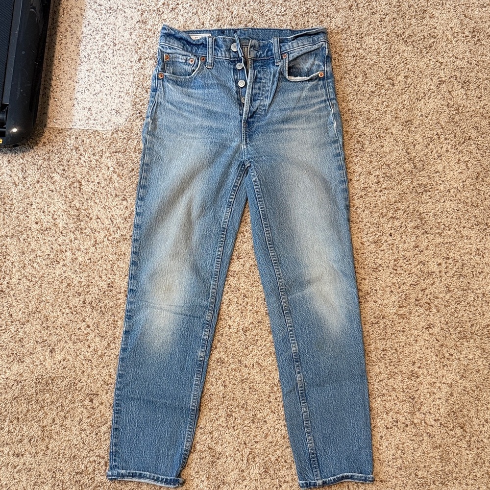 GAP Cheeky Straight High-Rise Button-Fly Jeans Light Blue size 24 / 00 regular